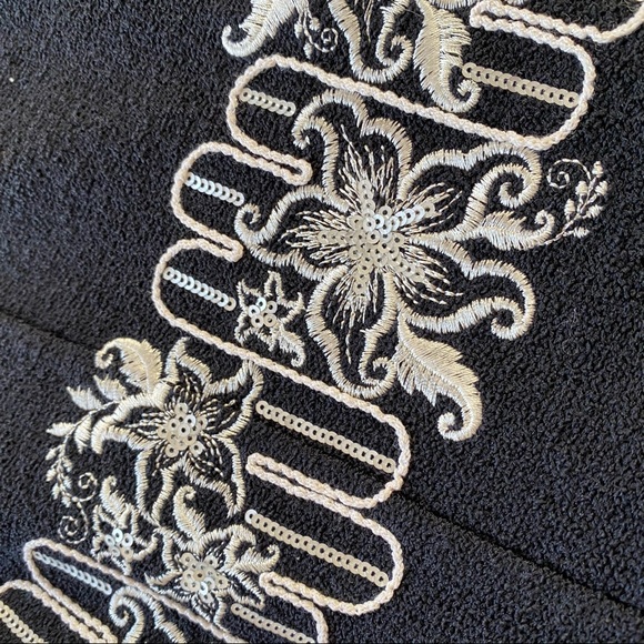 St John Couture Embroidered Silk Knit Dress Sz 8 - Picture 9 of 9